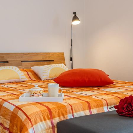 I Tetti Di Stresa Apartment Bagian luar foto